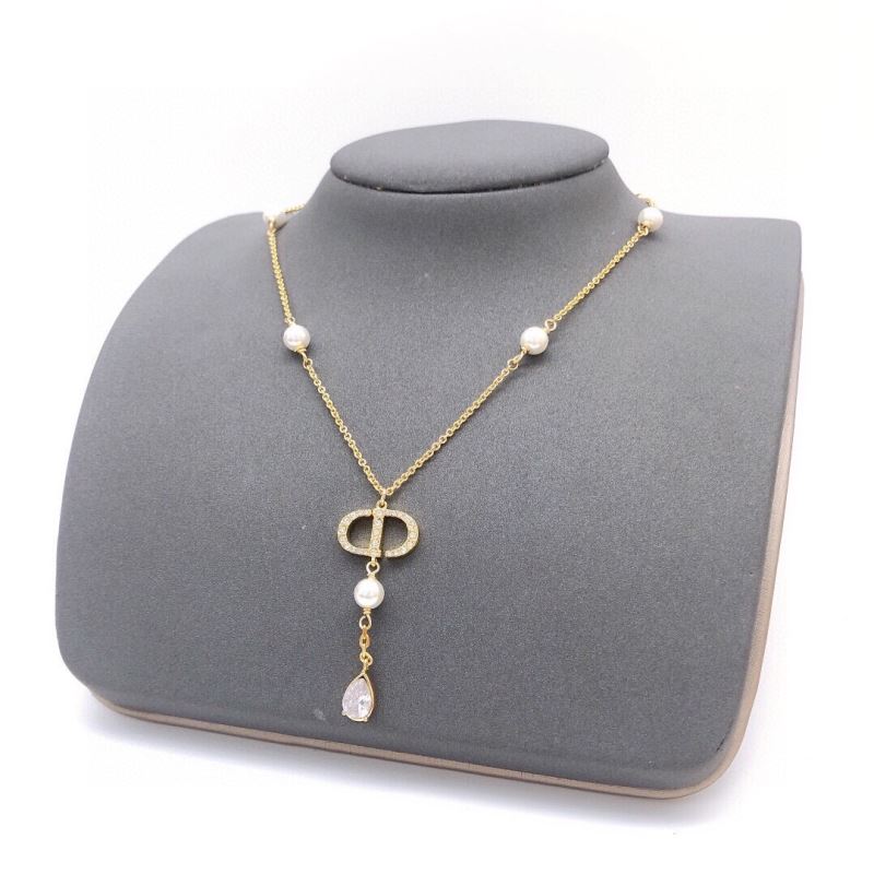 chr1st1an D10r necklaces